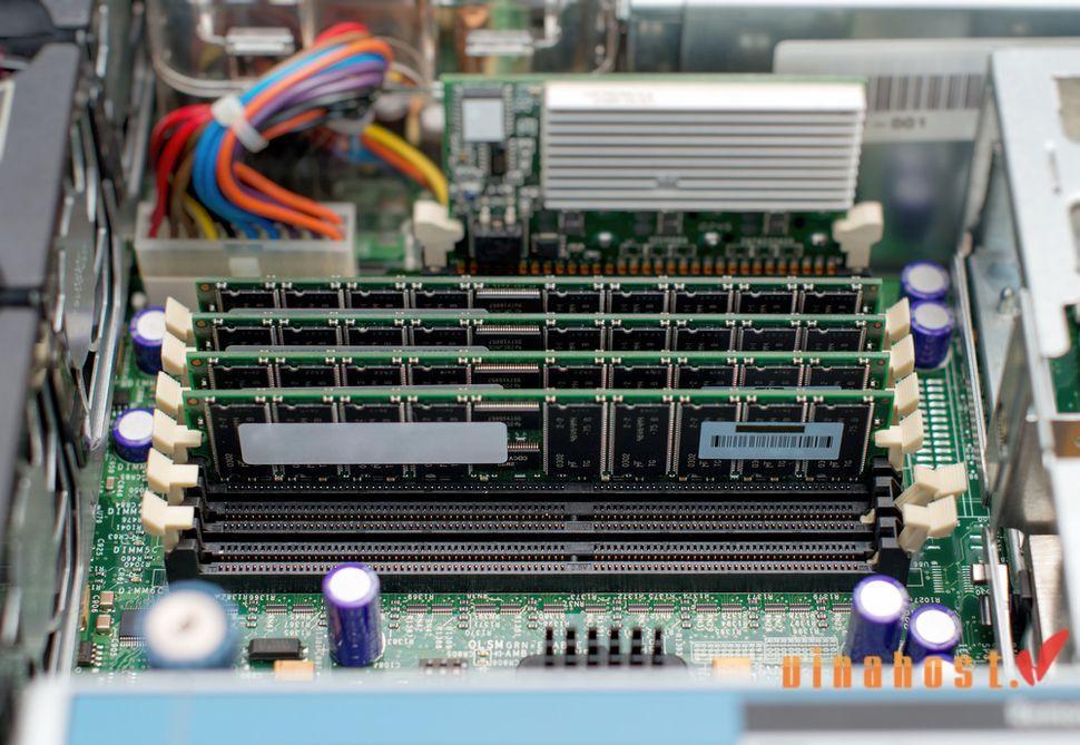 Virtual memory là gì?